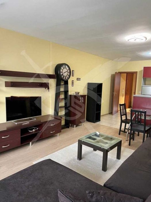 Дава се под наем Двустаен апартамент в София, Студентски град - 77 кв.м за 600 € - Снимка #2