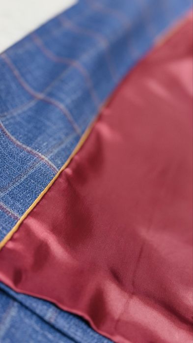 Продам кастюм Doni Ricce