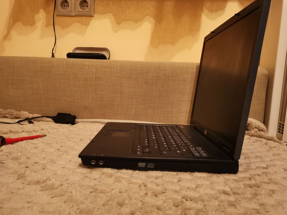 Лаптоп HP Compaq nx6110