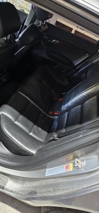 Ауди а6 4.2 на части