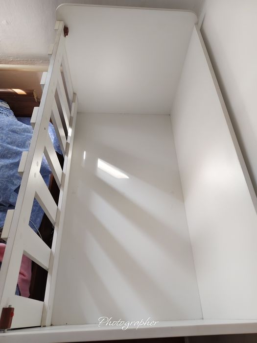 Продам детскую кроватку