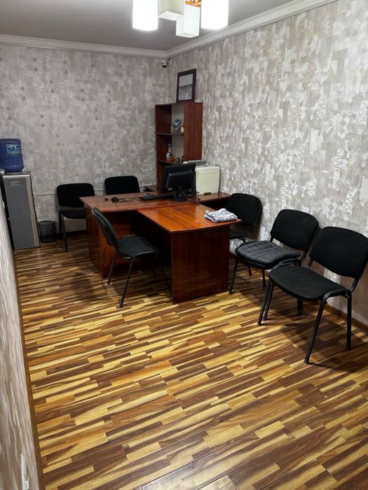Офис сдается в аренду, двухкомнатная квартира в Ургенче