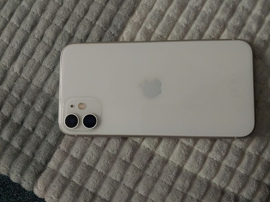 iPhone 11 сатылады