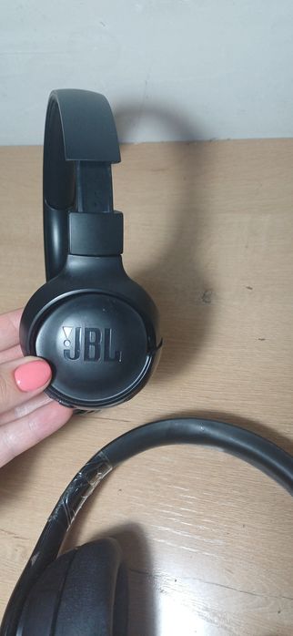 Продам накладные Soundcore
