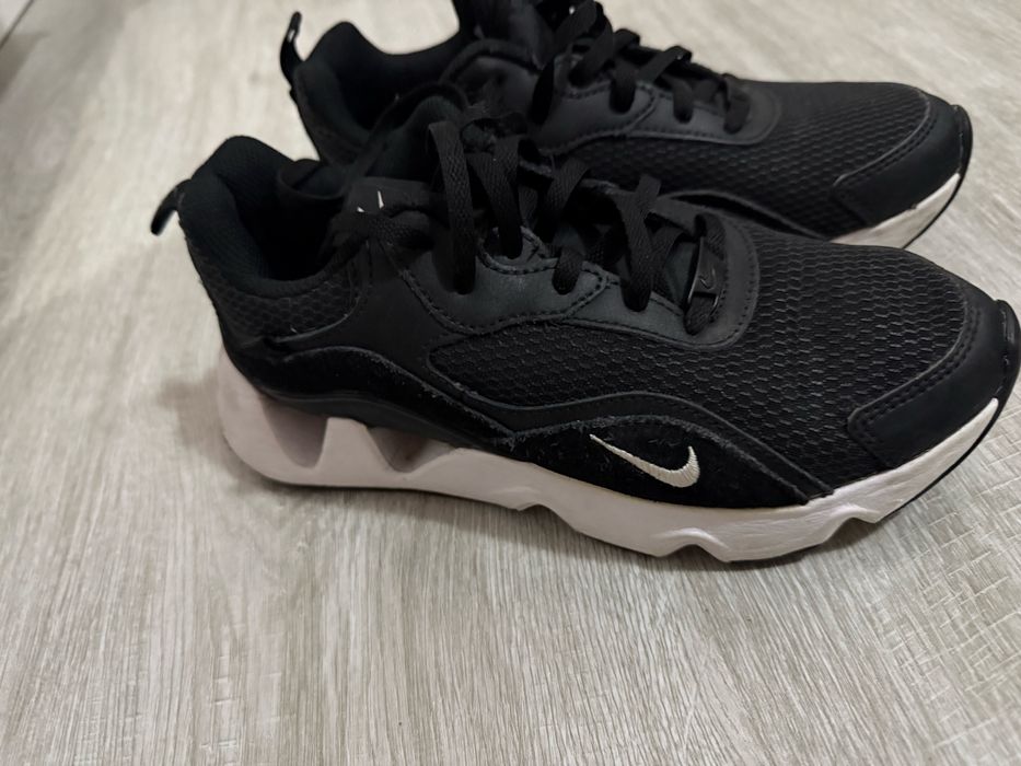 Дамски Маратонки Nike