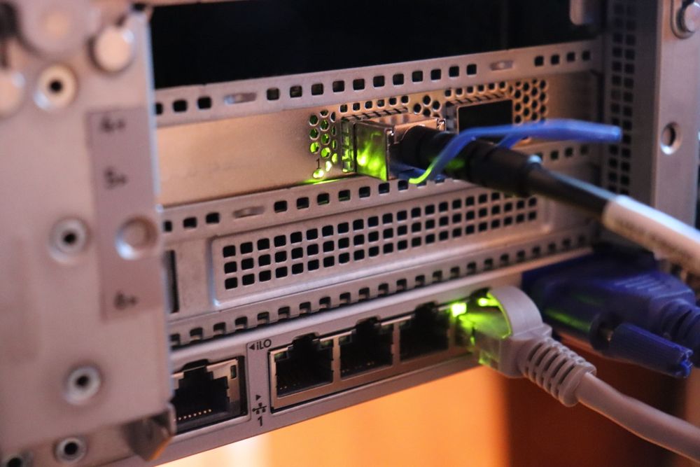 Placa Retea Server HPE 631SFP28 Dual Port 10/25 GbE SFP28 Pcie 3.0 x 8 BCM57414 - Pt Gen10 PN: 8 1 7 7 1 6 - 0 0 1