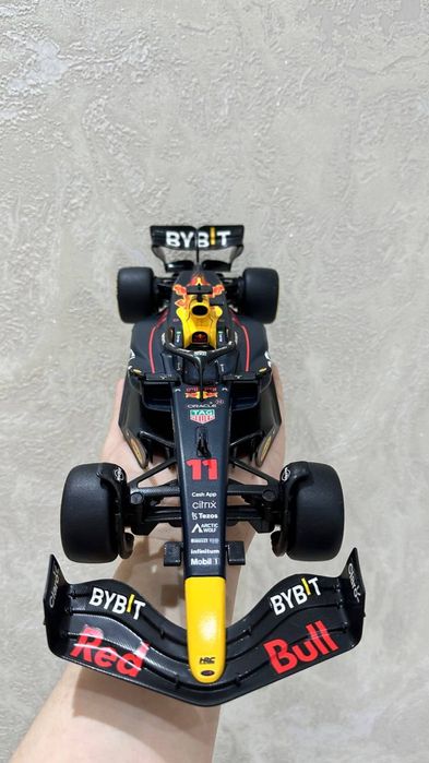 Red Bull Oracle RB19 F1
