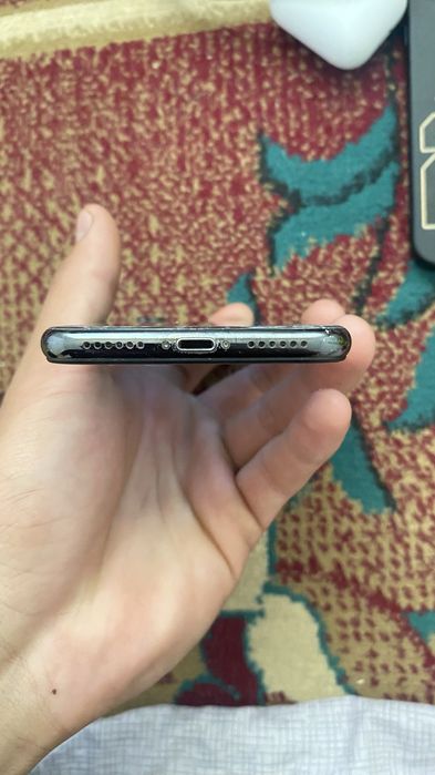 iPhone X 64гегабайт