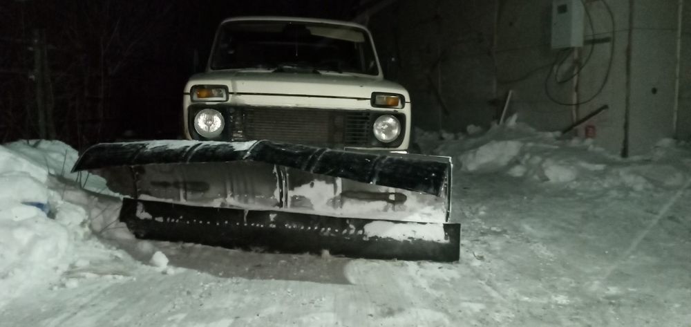 Отвал на ниву для очистки снега