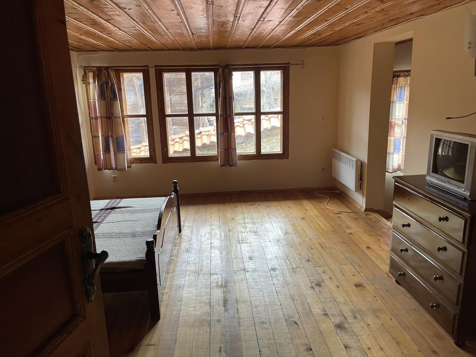 Продава се Къща в с. Катунище, Област Сливен - 149 кв.м за 1007 €/кв.м - Снимка #9