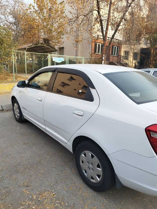 Chevrolet cobalt 2015 yil sotiladi 2 evro