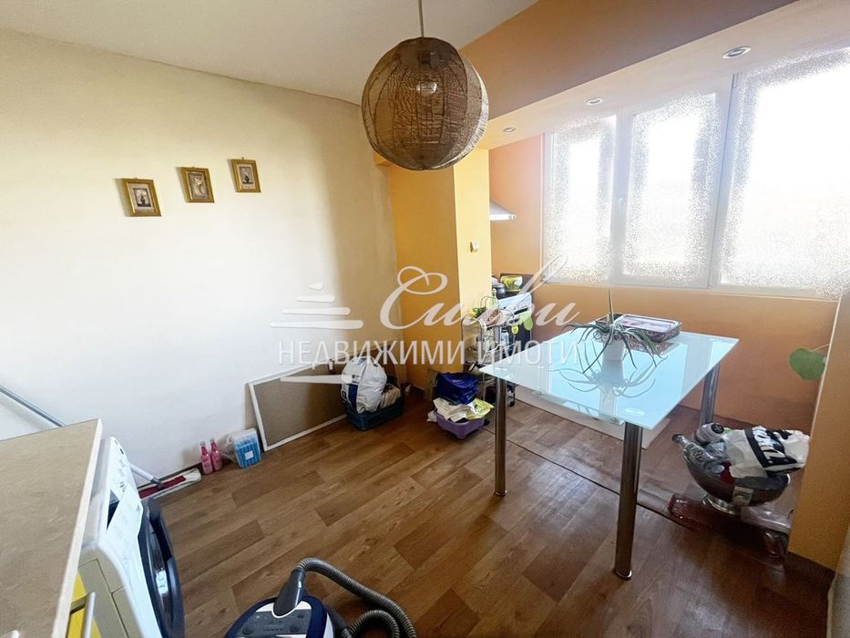 Продава се Тристаен апартамент в Шумен, Тракия - 81 кв.м за 693 €/кв.м - Снимка #9