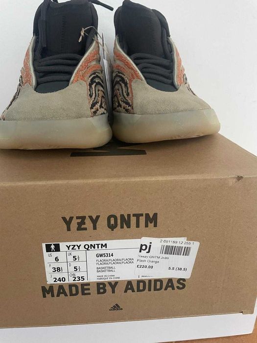 Sneakers Adidas Yeezy QNTM