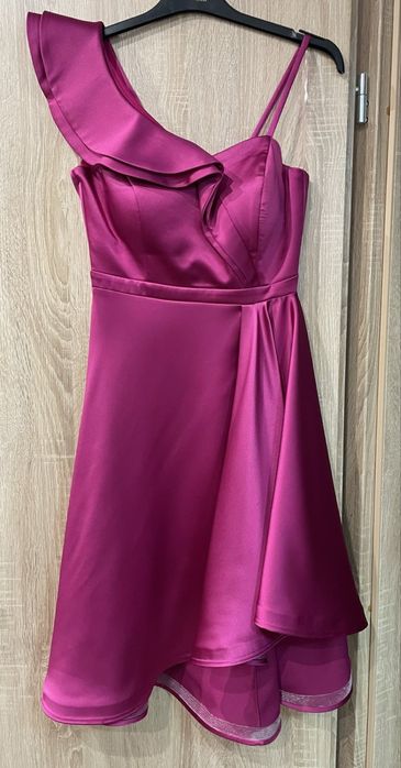 Сет по повод предстоящите балове