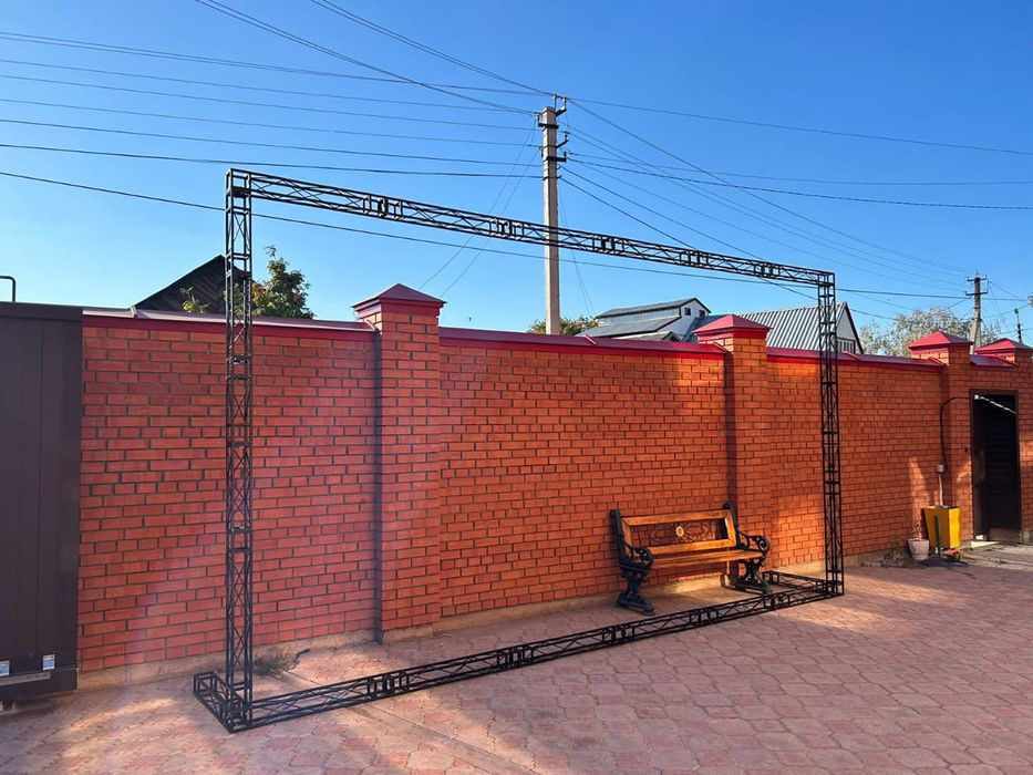 Баннер с фермо-каркасом, каркас для баннера