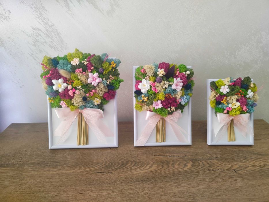 Букет в рамка от скандинавски мъх