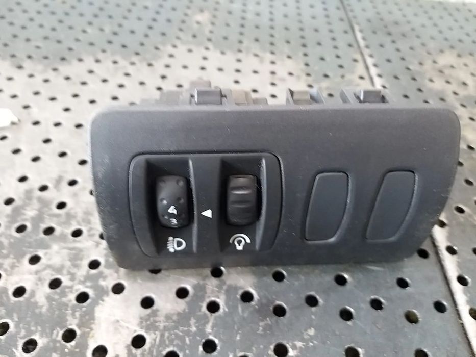 butoane reglaj faruri renault clio 3 8200407756 8200407757
