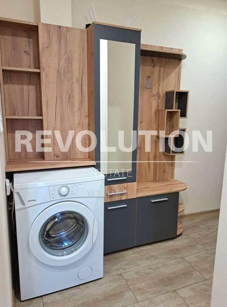 Двустаен апартамент в района на Левски!