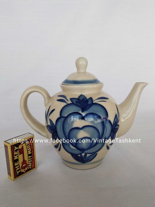 Фарфоровый чайник СССР