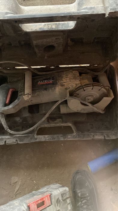 Профессиональный сетевой штроборез ALTECO . Торг есть