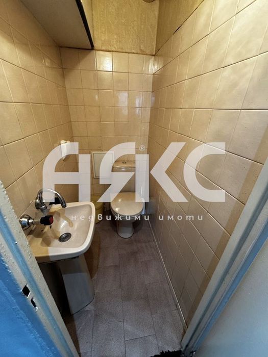 Дава се под наем Тристаен апартамент в София, Младост 4 - 92 кв.м за 224381.13 € - Снимка #6