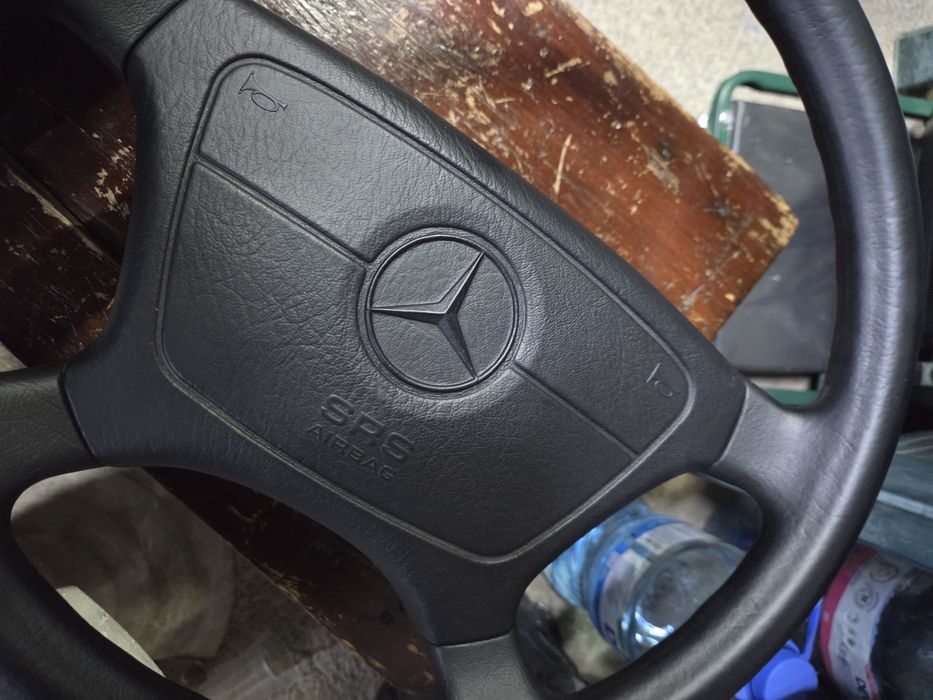 Чисто нов волан Mercedes w124/w202/w140