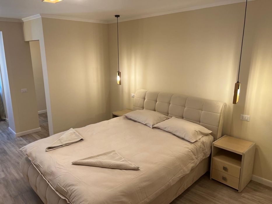 Inchiriez garsoniera in regim