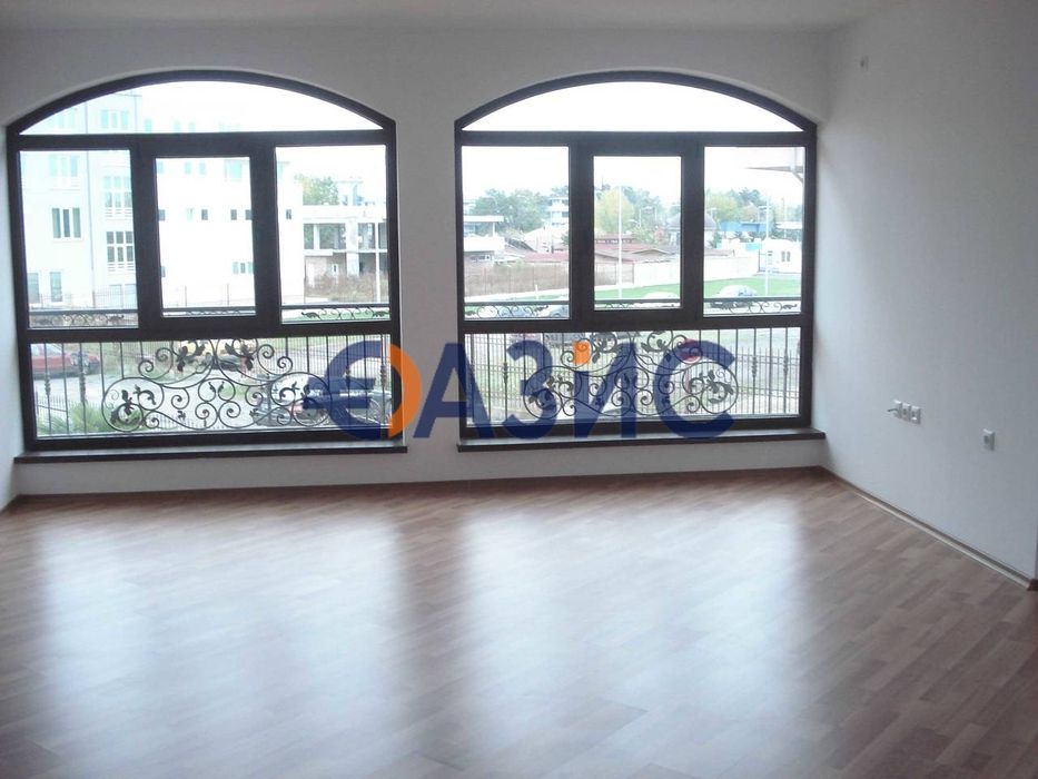 Продава се Тристаен апартамент в к.к. Слънчев бряг - 92 кв.м за 1370 €/кв.м - Снимка #1