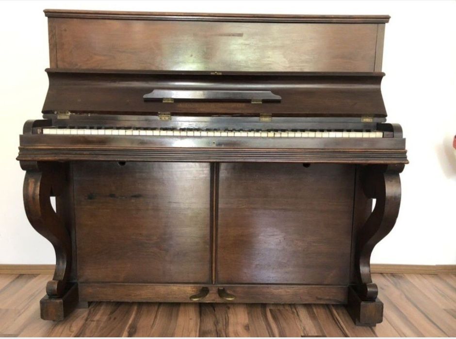 Пиано A.Dumas Fils & Colin