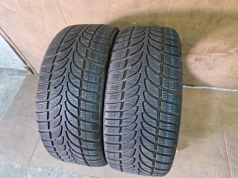 2 Bridgestone R18 225/45
зимни гуми DOT1723