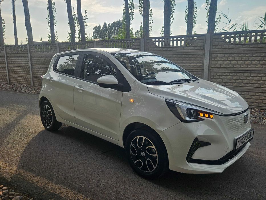 Changan BenBen E-Star 2023 в отличном состоянии