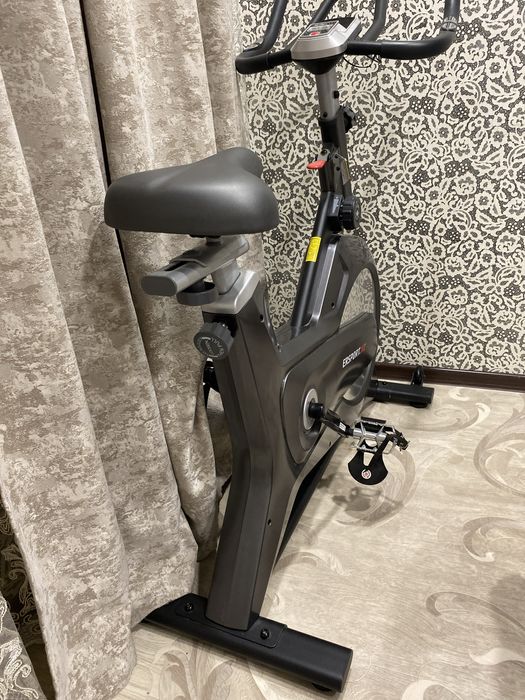 Велотренажер в отличном состоянии