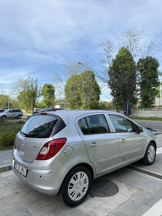 Opel Corsa 2008 cutie Automata revizi efectuate in reprezentanta !