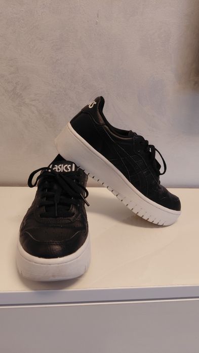 Pantofi Asics marimea 36-37
