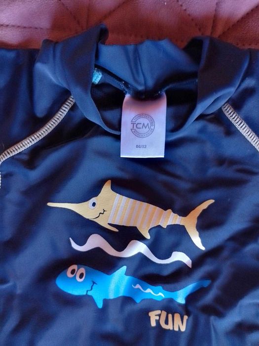 Тениски за плуване и слънце