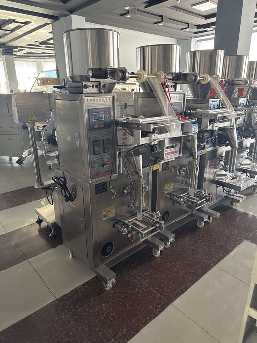 Вертикальная упаковочная машина для кофе чай и тд