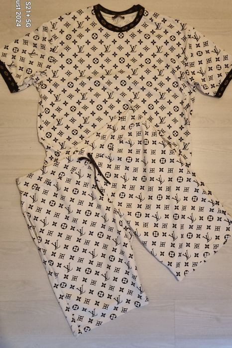 Compleu Louis Vuitton/model deosebit/bumbac100%/