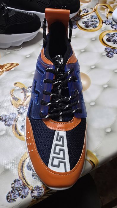 Versace Chain reaction