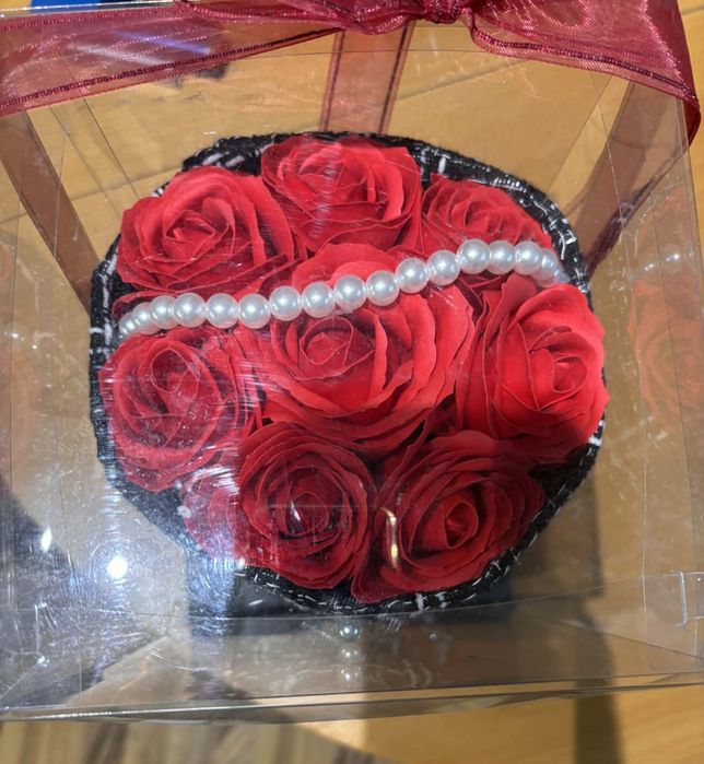 Букет със сапунени рози и перли