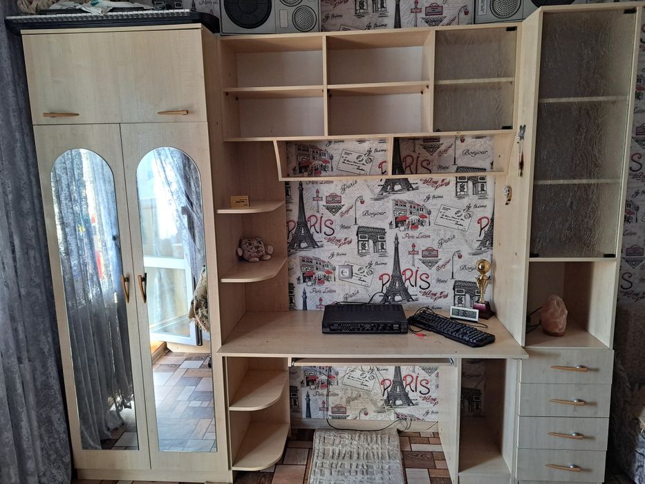 Стенка для спальной/детской