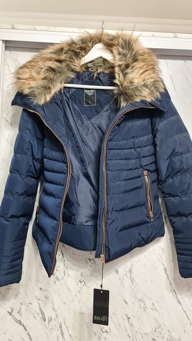 Продам новую женскую куртку