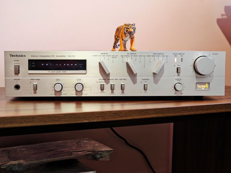 Technics SU-V5. Amp. venit din vremuri de aur. Superb. Preț fix !