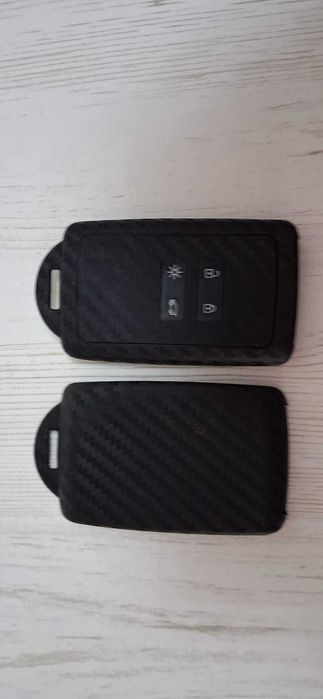 Huse din silicon pentru cartele, modele Renault si Dacia