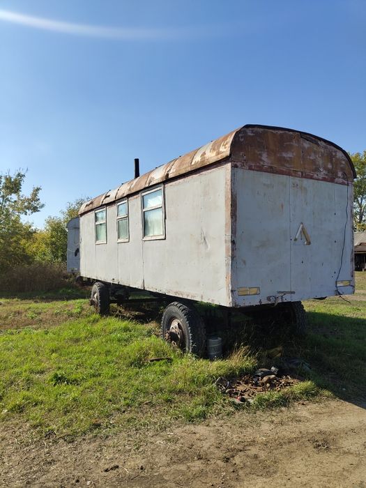 Продам жилой вагончик и кухню