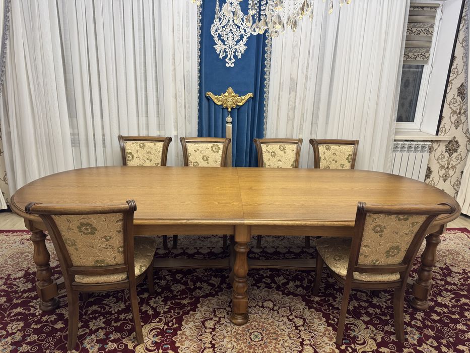 Продам стол с стульями