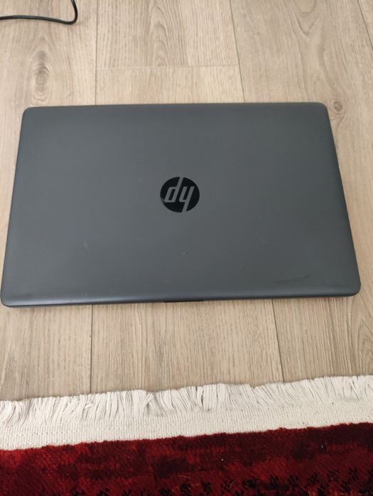 Продам ноутбук HP 250 G7