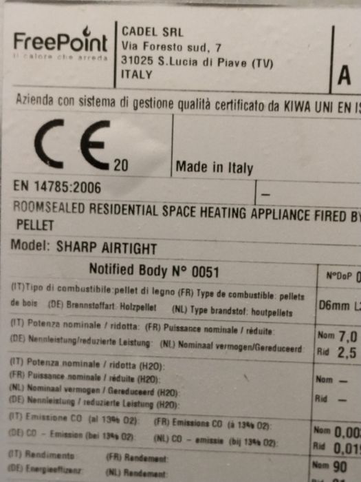 Vând sobă pe peleți Free Point