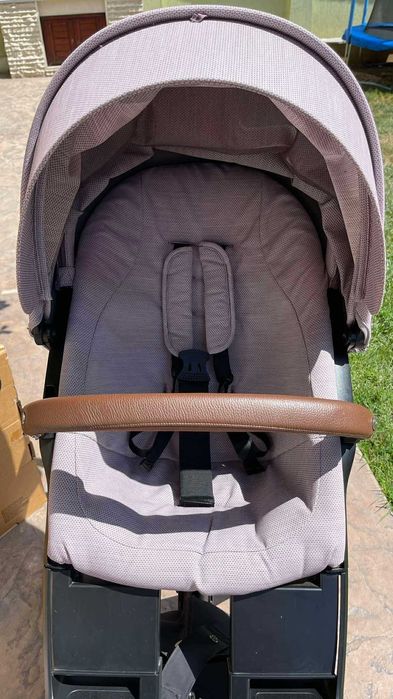 Бебешка количка Stokke V6 limited edition