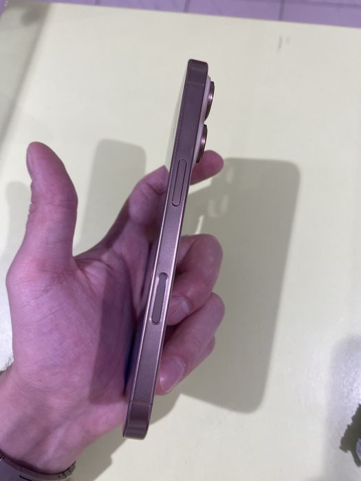 iPhone 16 pro 256g akb 100%