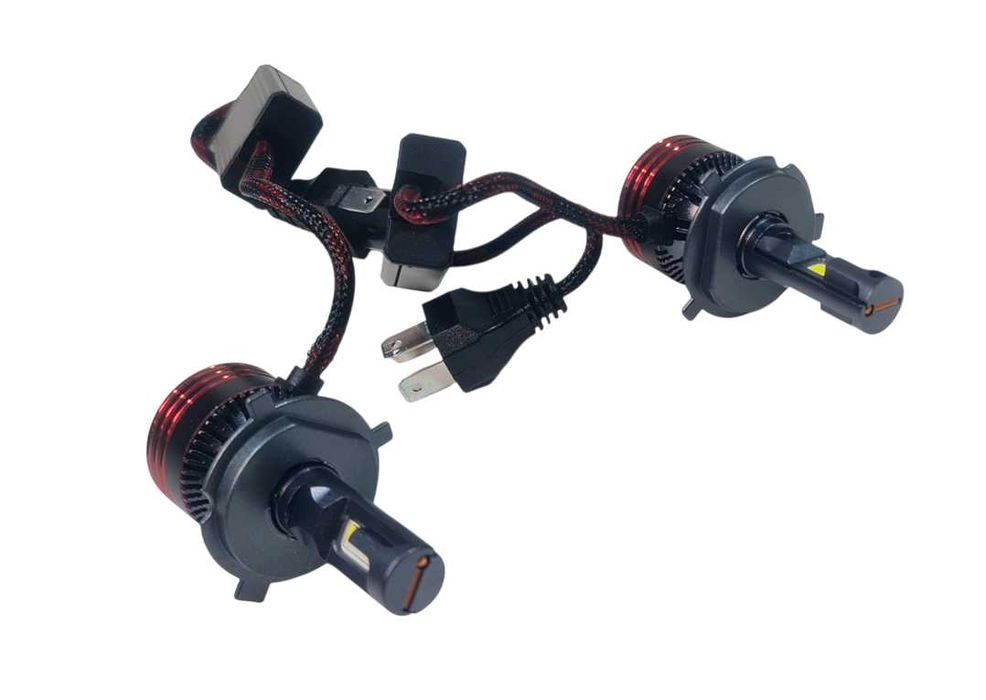 Крушки -Led- в куфарче H4-300W 2бр.к-т